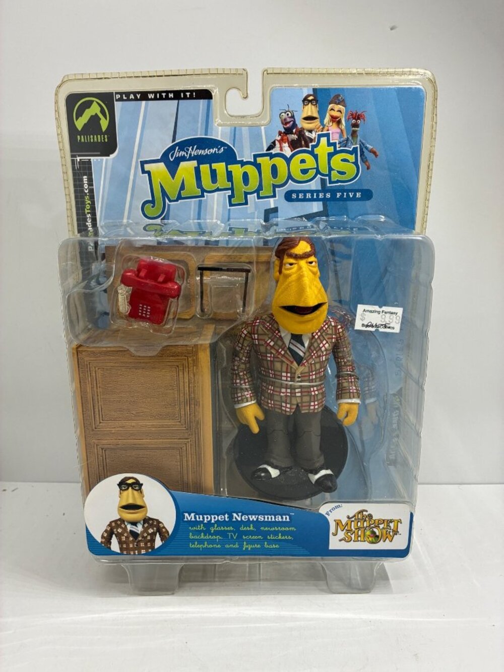 Palisades Muppets Series 5 Newsman Action Figure W/ Desk & Accessories